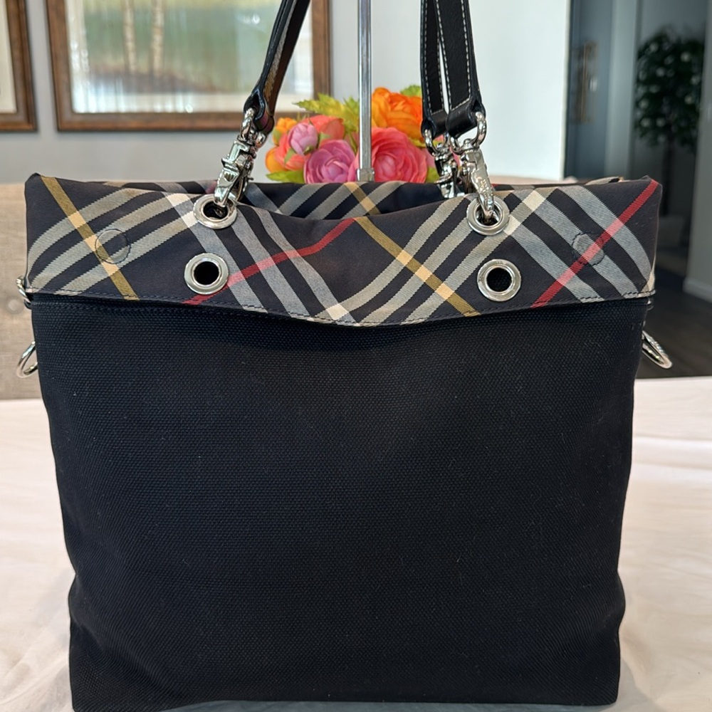 Authentic Burberry Blue Label Black and Cream Tote Bag with Signature Plaid - Picture 3 of 16